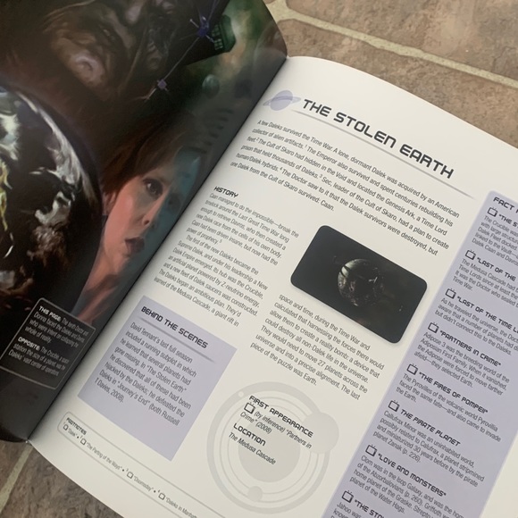 Whoniverse Lance Parkin Dr. Who Universe Planets History Hardcover Book NEW - Picture 14 of 14